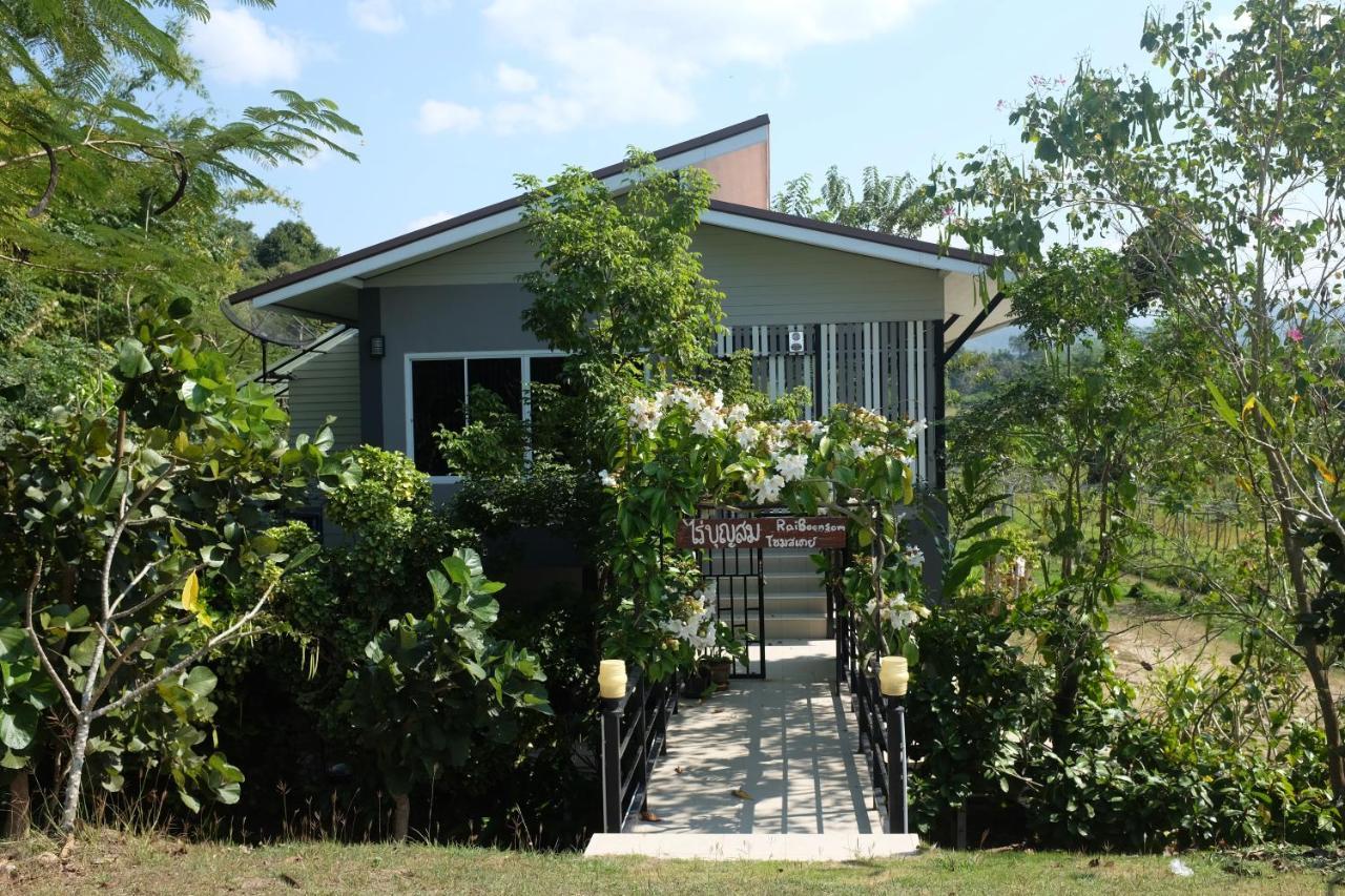 Phrao Rai Boonsom 아파트 외부 사진